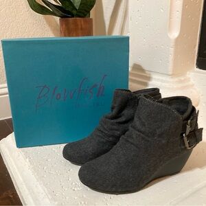 NWT Blowfish Gray Boots Flannel Slouch Size 8